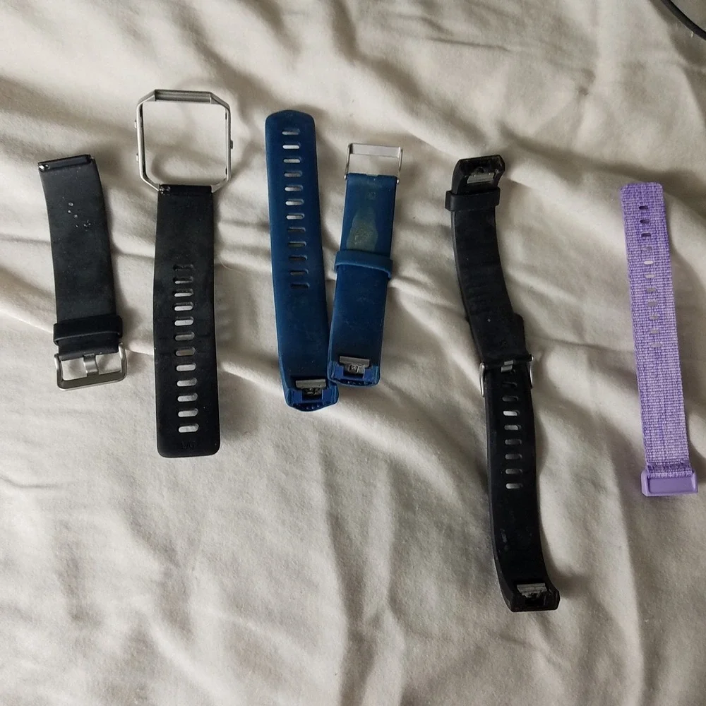 Fitbit Charge 2 Activity Tracker Lot Unisex OSFM Black Good Mixed Parts Bundle